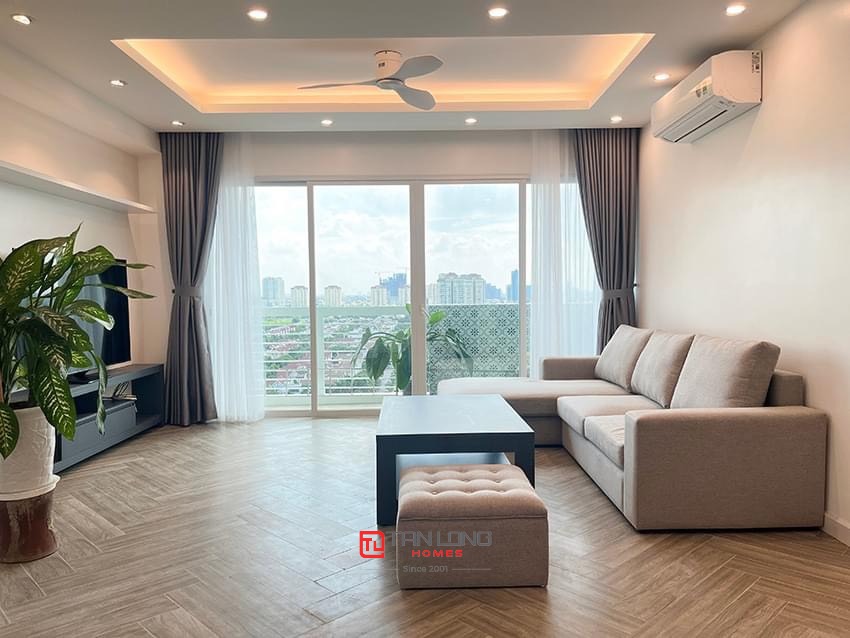 Cho thuê căn hộ 3PN/154m2 full đồ mới đẹp tòa E1 Ciputra 1