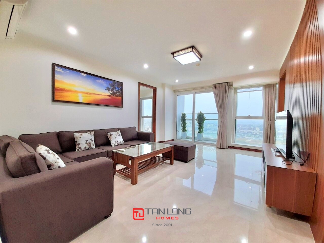 Cho thuê căn hộ 3PN/154m2 full đồ mới view đẹp tòa L1 Ciputra 2