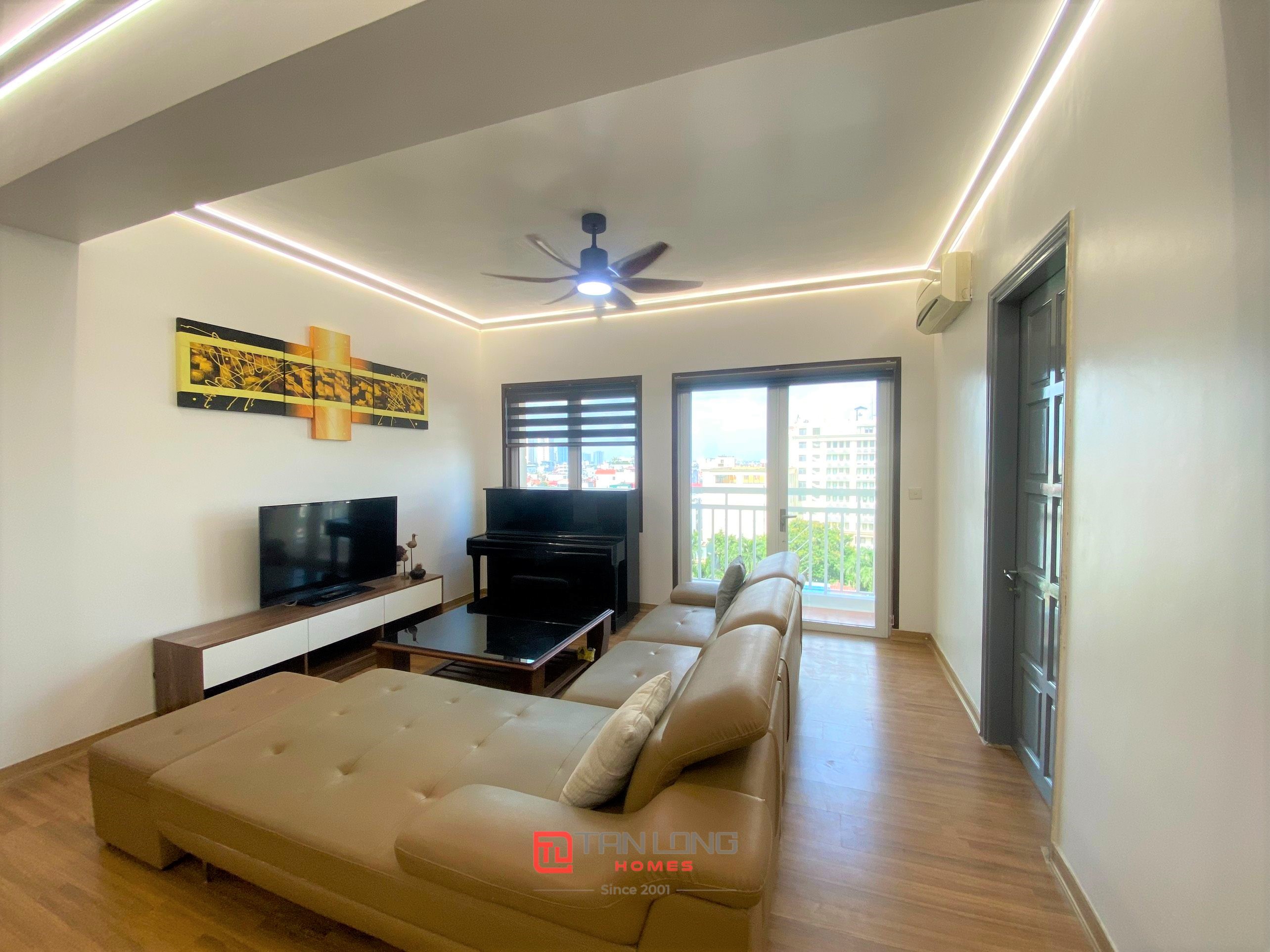 Cho thuê căn hộ 4PN/154m2 full đồ view thoáng tòa G3 Ciputra 1