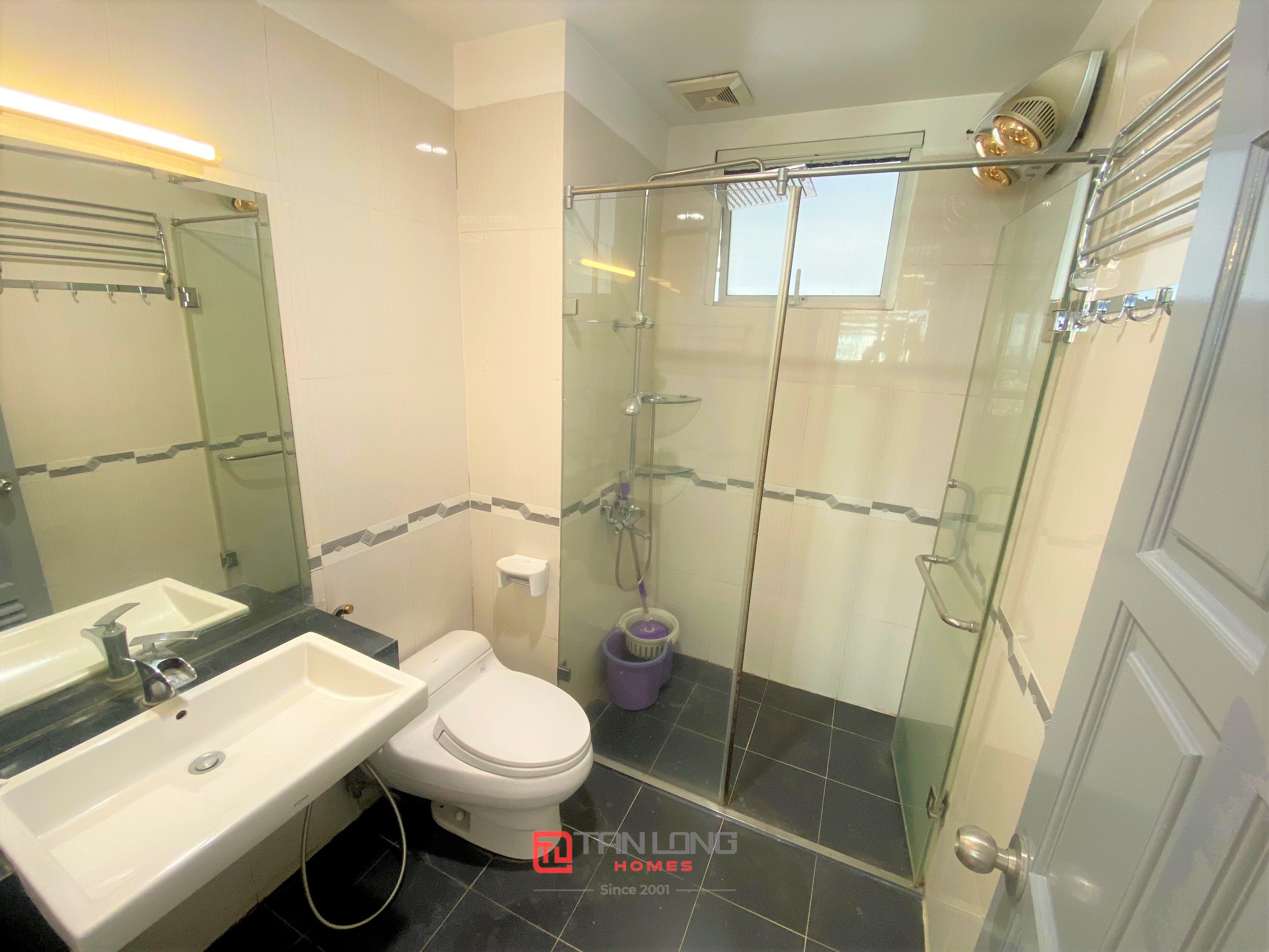 Cho thuê căn hộ 4PN/154m2 full đồ view thoáng tòa G3 Ciputra 12