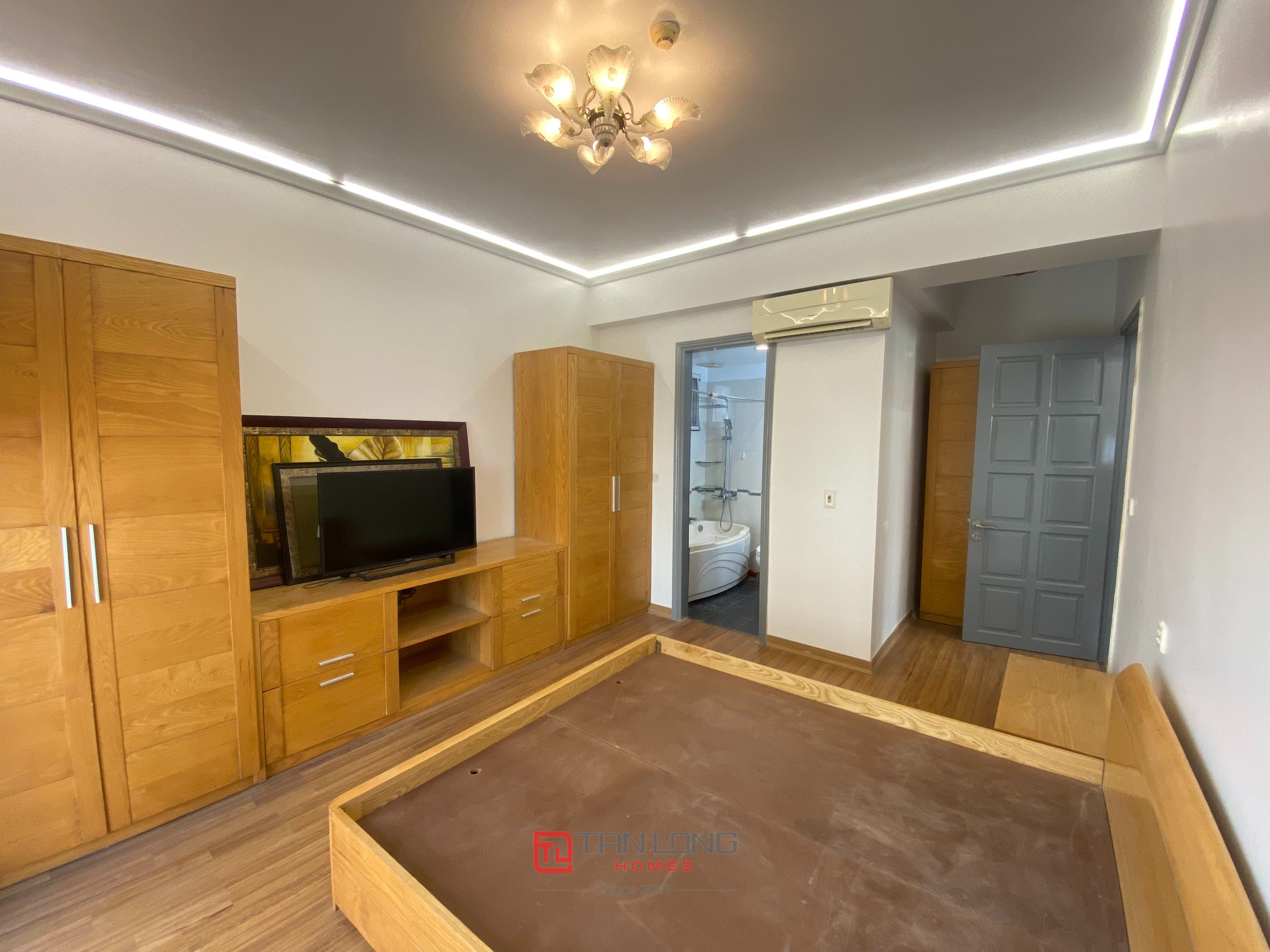 Cho thuê căn hộ 4PN/154m2 full đồ view thoáng tòa G3 Ciputra 7