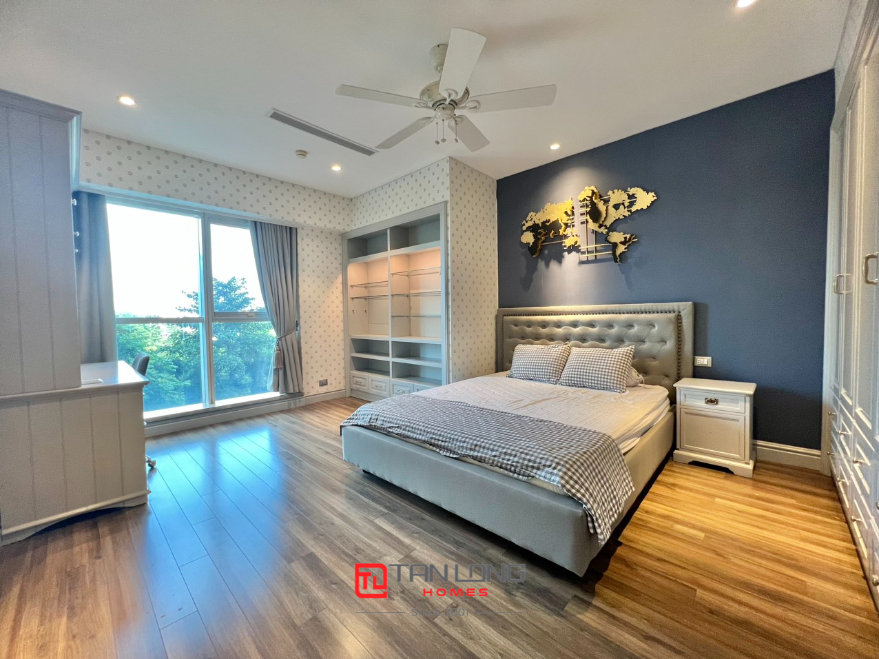 Cho thuê căn hộ cao cấp tại L1 Ciputra: 4PN/267m2 full đồ mới tầng trung view đẹp 18