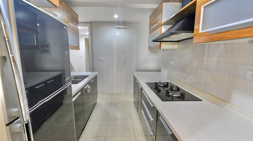 Cho thuê căn hộ giá mềm tại tầng trung tòa P1 Chung cư Ciputra Hà Nội, DT 182m2, full đồ cao cấp 5