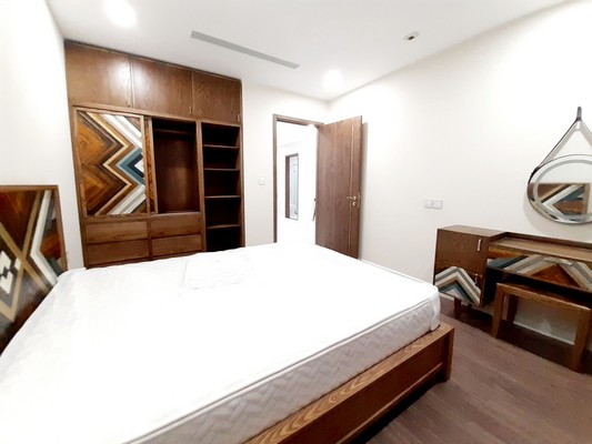 Cho thuê căn hộ siêu đẹp thiết kế phong cách Châu Âu tại Sunshine City Hà Nội 11