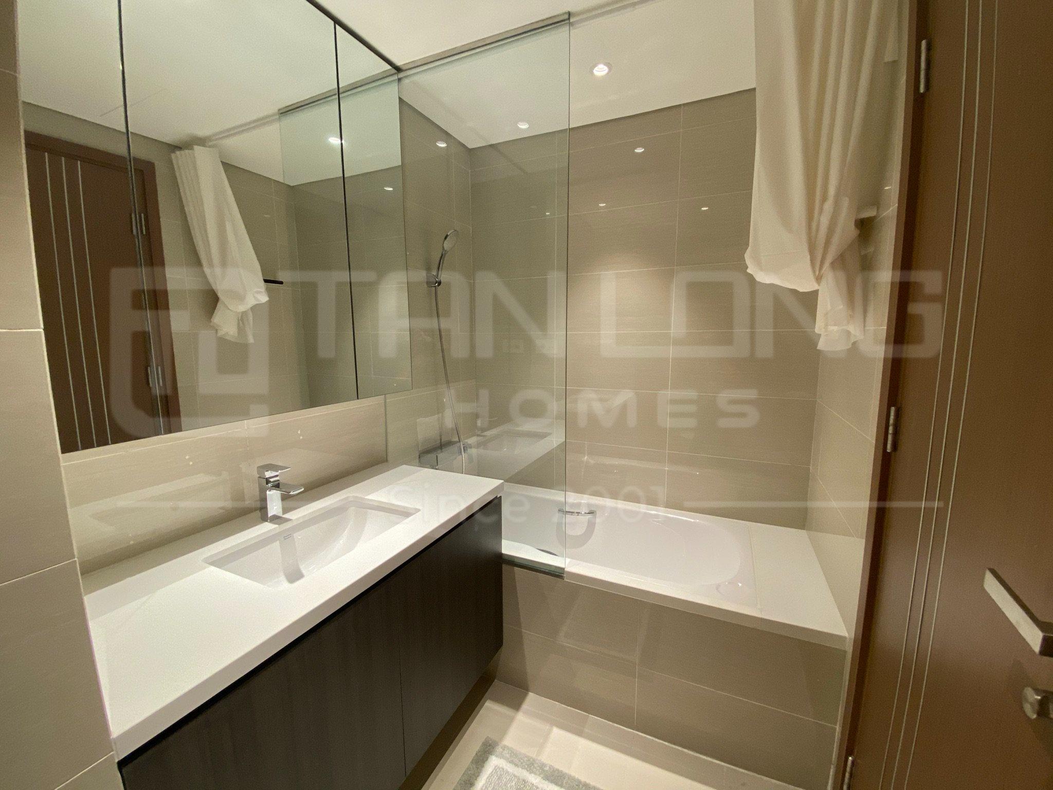 Chuyển nhượng căn 3PN/114m2 tầng cao full đồ view thoáng tòa L4 Ciputra 17