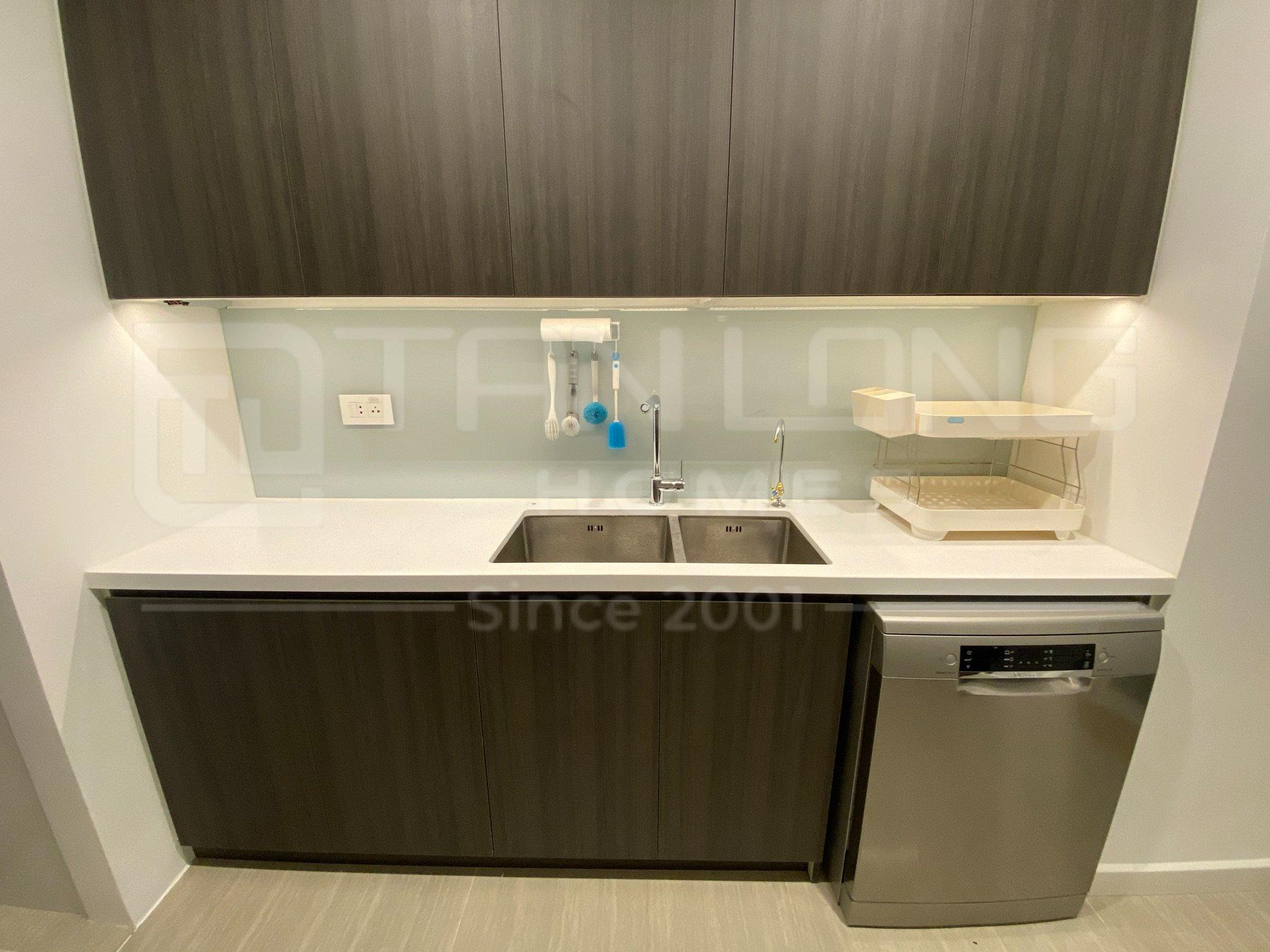 Chuyển nhượng căn 3PN/114m2 tầng cao full đồ view thoáng tòa L4 Ciputra 8