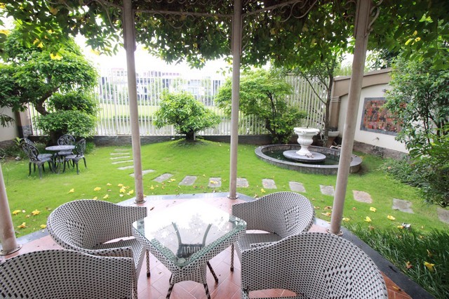 Gorgeous and golfview 5 bedroom villa for lease in T zone Ciputra Tay Ho district Ha Noi 13