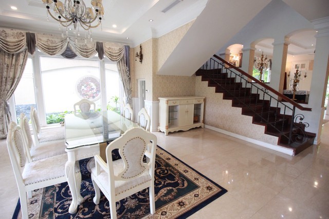 Gorgeous and golfview 5 bedroom villa for lease in T zone Ciputra Tay Ho district Ha Noi 5