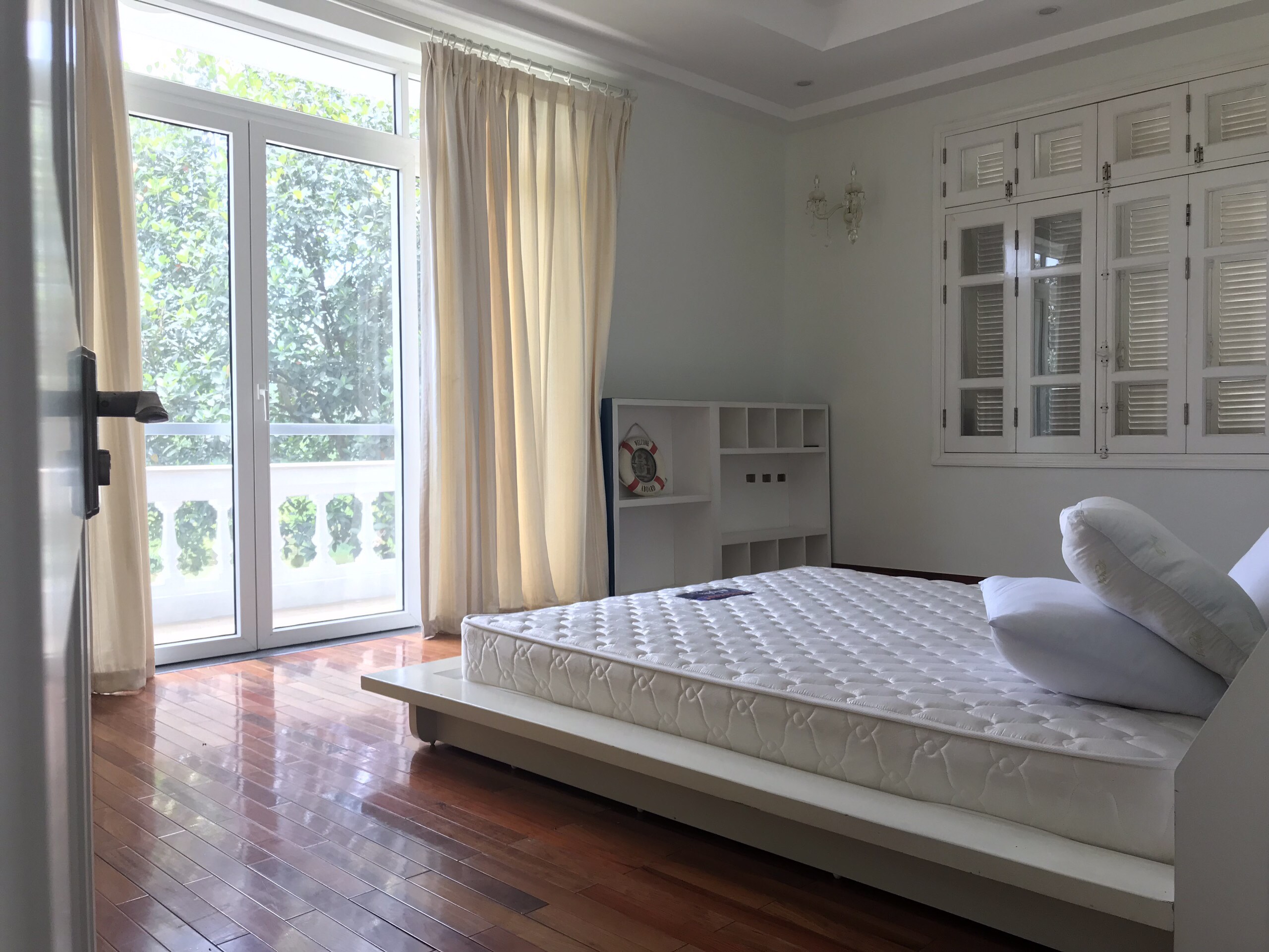 Gorgeous and golfview 5 bedroom villa for lease in T zone Ciputra Tay Ho district Ha Noi 8