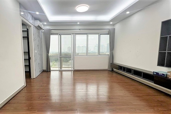 Chính chủ cho thuê căn 3PN/154m2 tầng trung view thoáng tòa E4 Ciputra