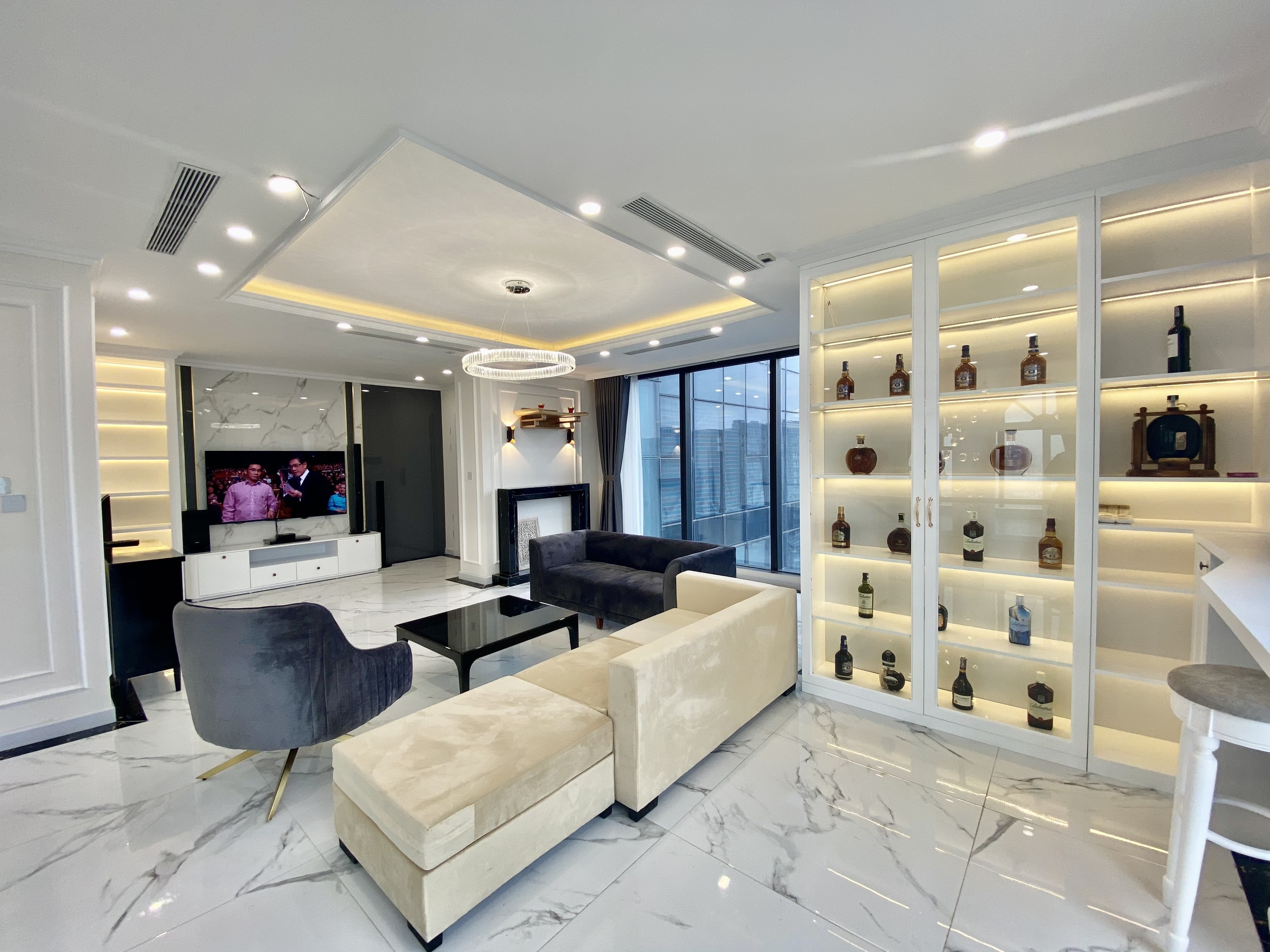 Bán căn hộ 3 ngủ số 08,06 tòa S4 Sunshine City, giá cắt lỗ 300tr