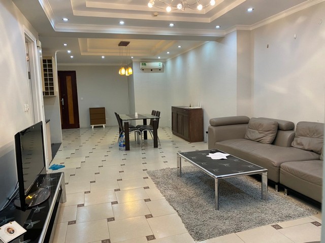 Bán căn hộ 3 ngủ đủ đồ  toà E4 Ciputra tầng cao view thoáng giá chỉ 30 triệu/m2
