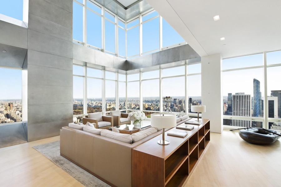 Bán căn hộ Penthouse hướng Tây, cao tầng SKY 2 view nhìn ra sông Hồng Noble Crystal Tây Hồ
