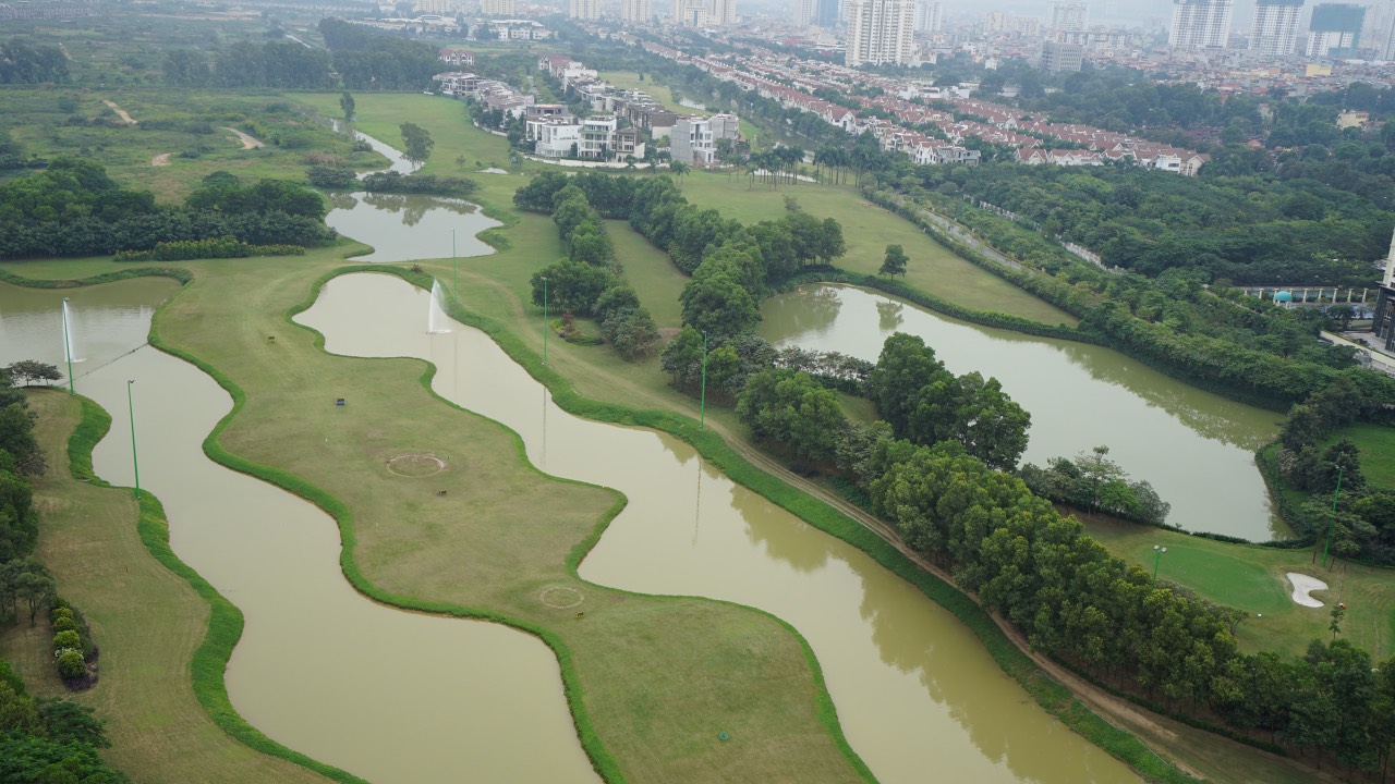 Bán căn hộ toà L3 ciputra view sân golf đủ đồ giá siêu rẻ chưa từng có