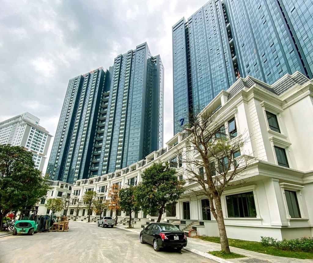 Bán shophouse khối đế Sunshine City Ciputra, kinh doanh tốt, thiết kế đẳng cấp, nhận ngay giá ưu đãi