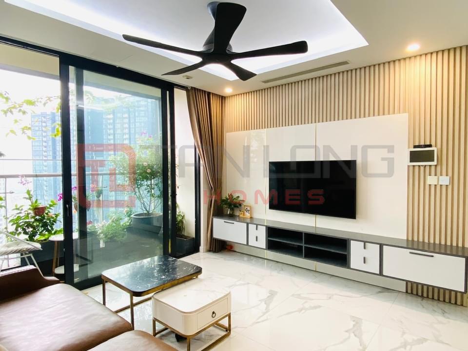 Cần bán căn hộ 3 phòng ngủ tầng cao view thoáng giá tốt toà S5 Sunshine City