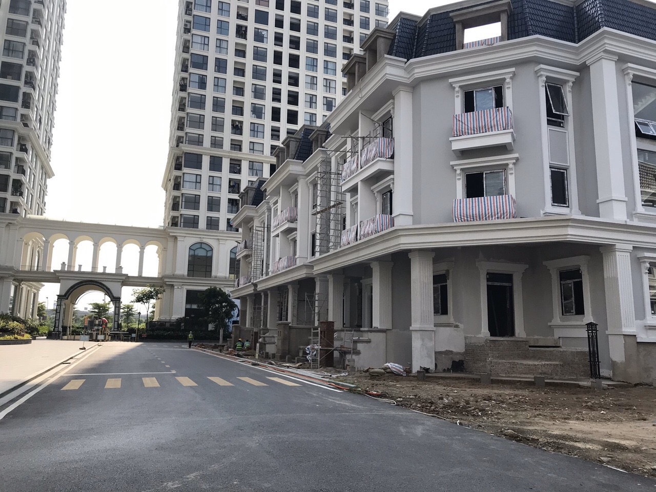 Chính chủ cho thuê shophouse liền kề Sunshine Riverside Tây Hồ, DT 150m2 kinh doanh tốt