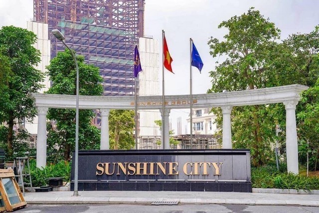 Cho thuê gấp shophouse thấp tầng Sunshine City Hà Nội, dãy A2 hướng Nam, DT 184m2