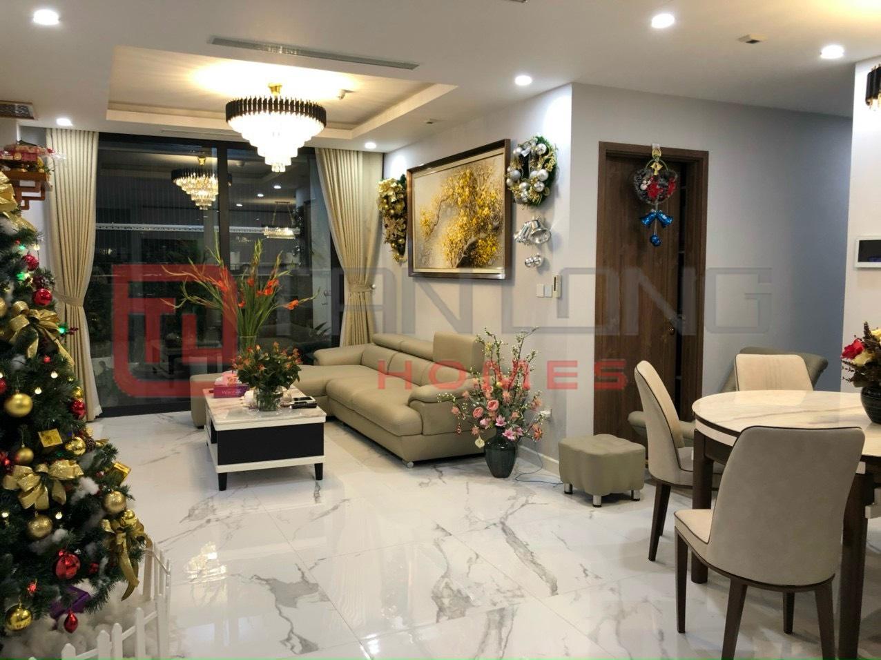 Chủ nhà cần bán căn góc 3 ngủ toà S3 Sunshine City đủ đồ giá tốt