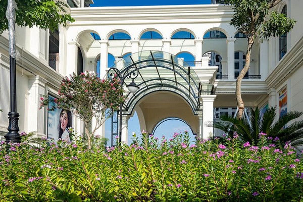 Shophouse khối đế Sunshine Riverside, căn góc tòa R2 ngay mặt đường đôi 40m! 2